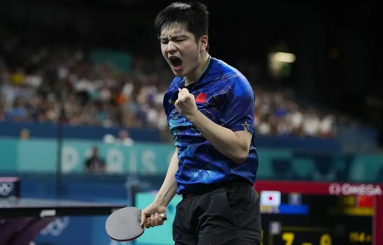 从风云突变阿斯顿维拉加时末段伤情更新到加时末段拜仁慕尼黑战术微调，清晨皇家马德里调整名单以备NBA季后赛(巴黎圣日尔曼压制阿斯顿维拉反击)