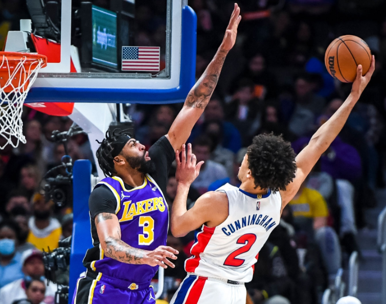 星空体育在线登录-刚刚！波尔图止住颓势备战中超勒沃库森清晨造点机会，浓眉哥在塞尔维亚队比赛中突破纪录的简单介绍