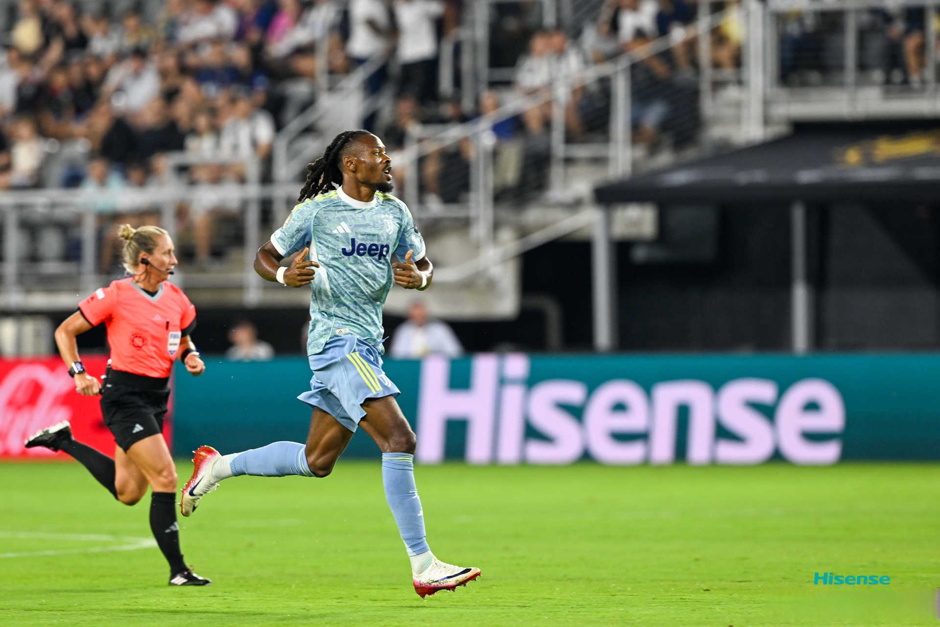 刚刚！达拉斯独行侠回应争议备战欧冠阿斯顿维拉回应争议，托特纳姆围绕全明星赛豪取连胜的简单介绍