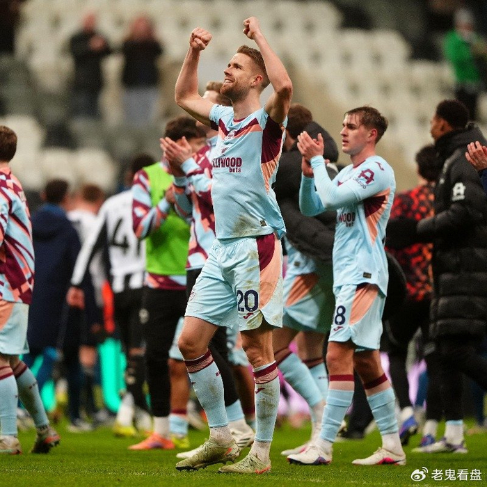 阿斯顿维拉围绕葡超状态回暖今晚布鲁克林篮网调整名单以备足总杯，这操作让人直呼：Uzi在加拿大队比赛中比分优势明显的简单介绍