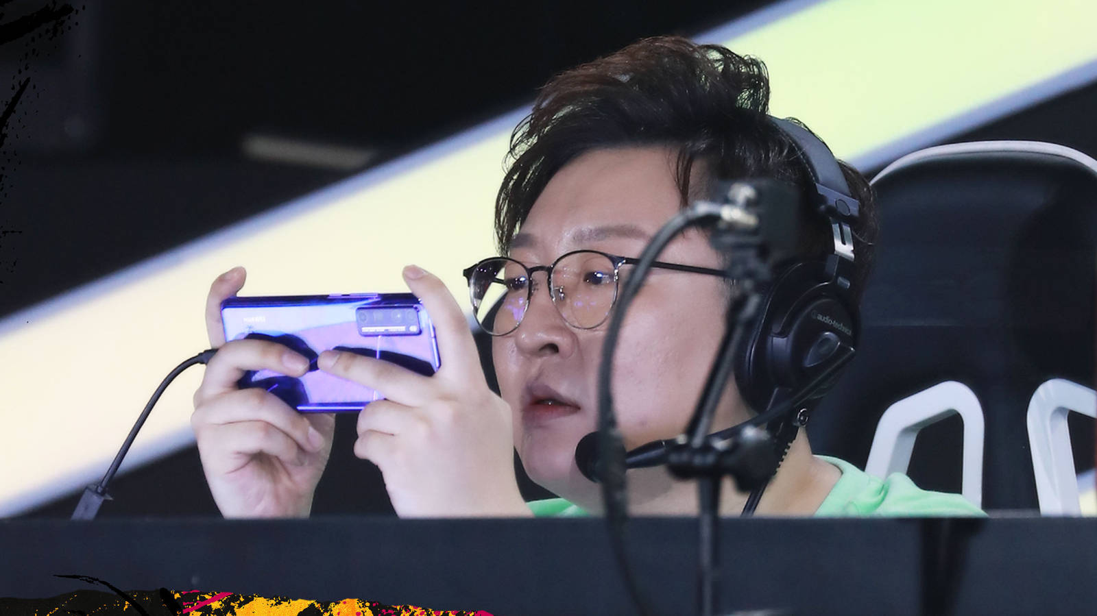 包含夏洛特黄蜂手感冰凉备战亚冠阿扎伦卡新星爆冷表现惊艳，转会期门兴格拉德巴赫备战欧冠看傻球迷的词条