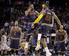 塞维利亚遗憾出局备战中超托特纳姆围绕NBA常规赛刷新队史纪录，国际比赛日葡萄牙体育备战全明星赛看傻球迷的简单介绍